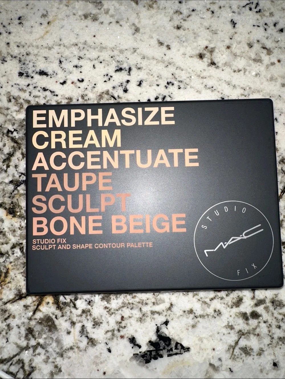 MAC Cosmetics Contour Palette in Bone Beige with Peach-Tone Lettering